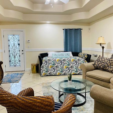 Brownsville Comfort 2 Bedroom 1 Bath , Spacious Kitchen And Outdoor Home Εξωτερικό φωτογραφία