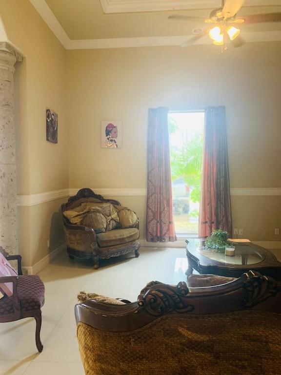 Brownsville Comfort 2 Bedroom 1 Bath , Spacious Kitchen And Outdoor Home Εξωτερικό φωτογραφία
