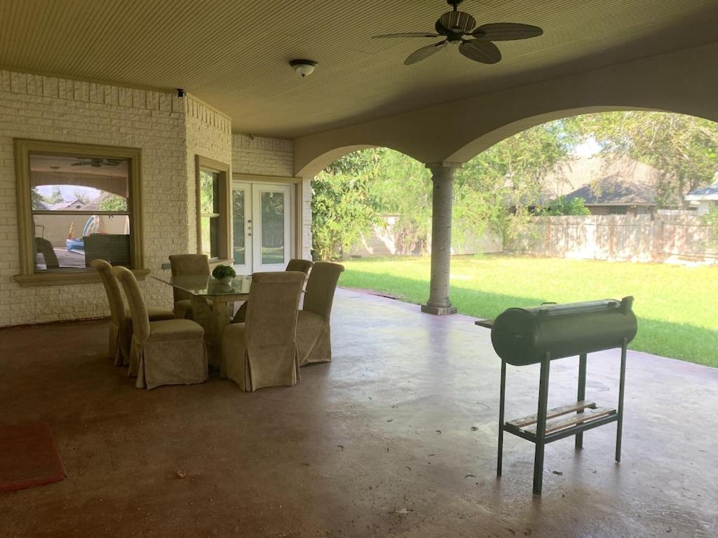 Brownsville Comfort 2 Bedroom 1 Bath , Spacious Kitchen And Outdoor Home Εξωτερικό φωτογραφία