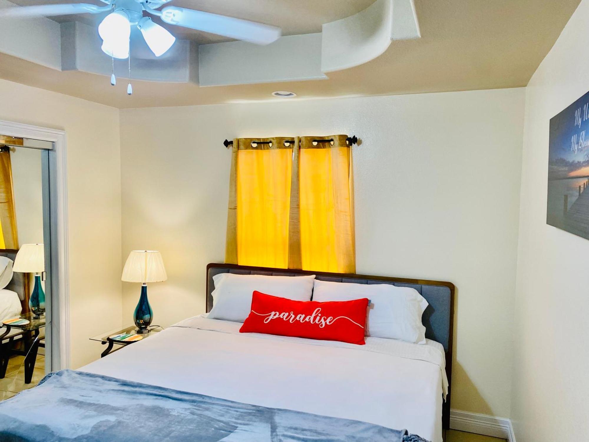 Brownsville Comfort 2 Bedroom 1 Bath , Spacious Kitchen And Outdoor Home Εξωτερικό φωτογραφία